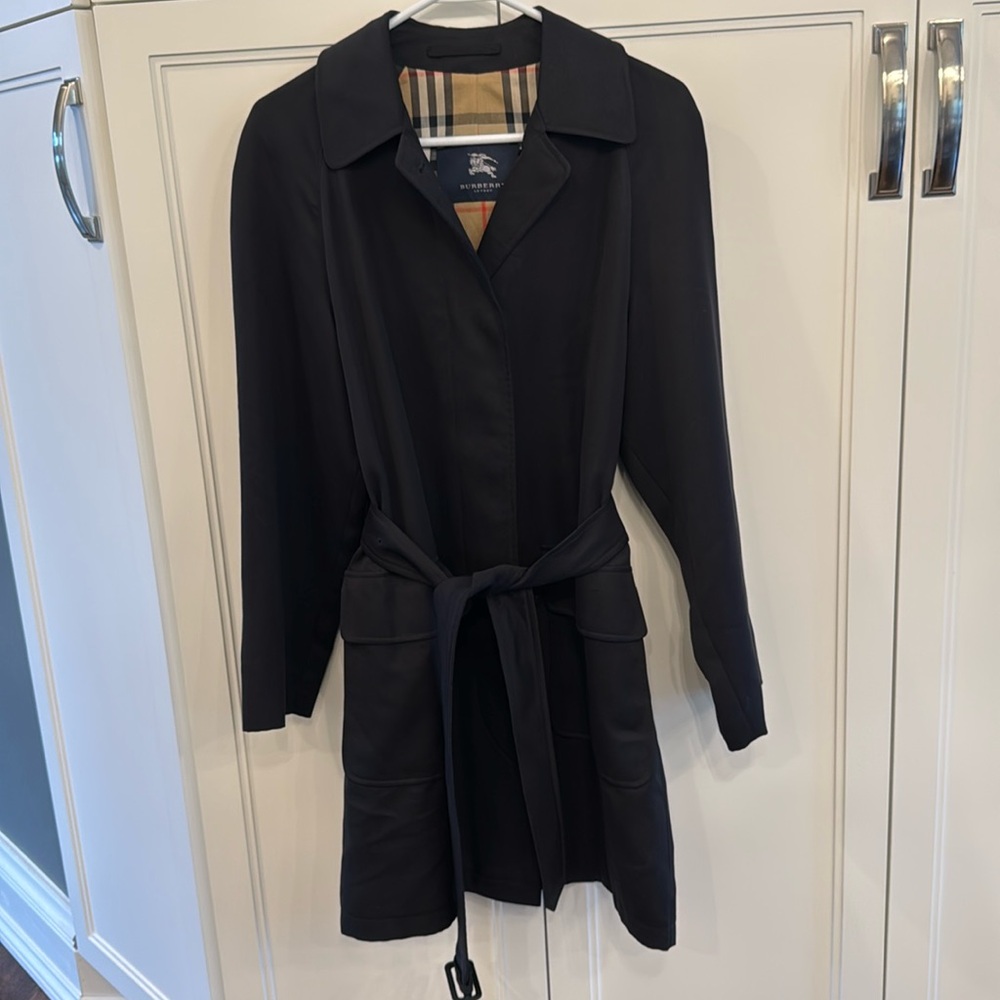 Burberry Black Trench coat Size Small Womens